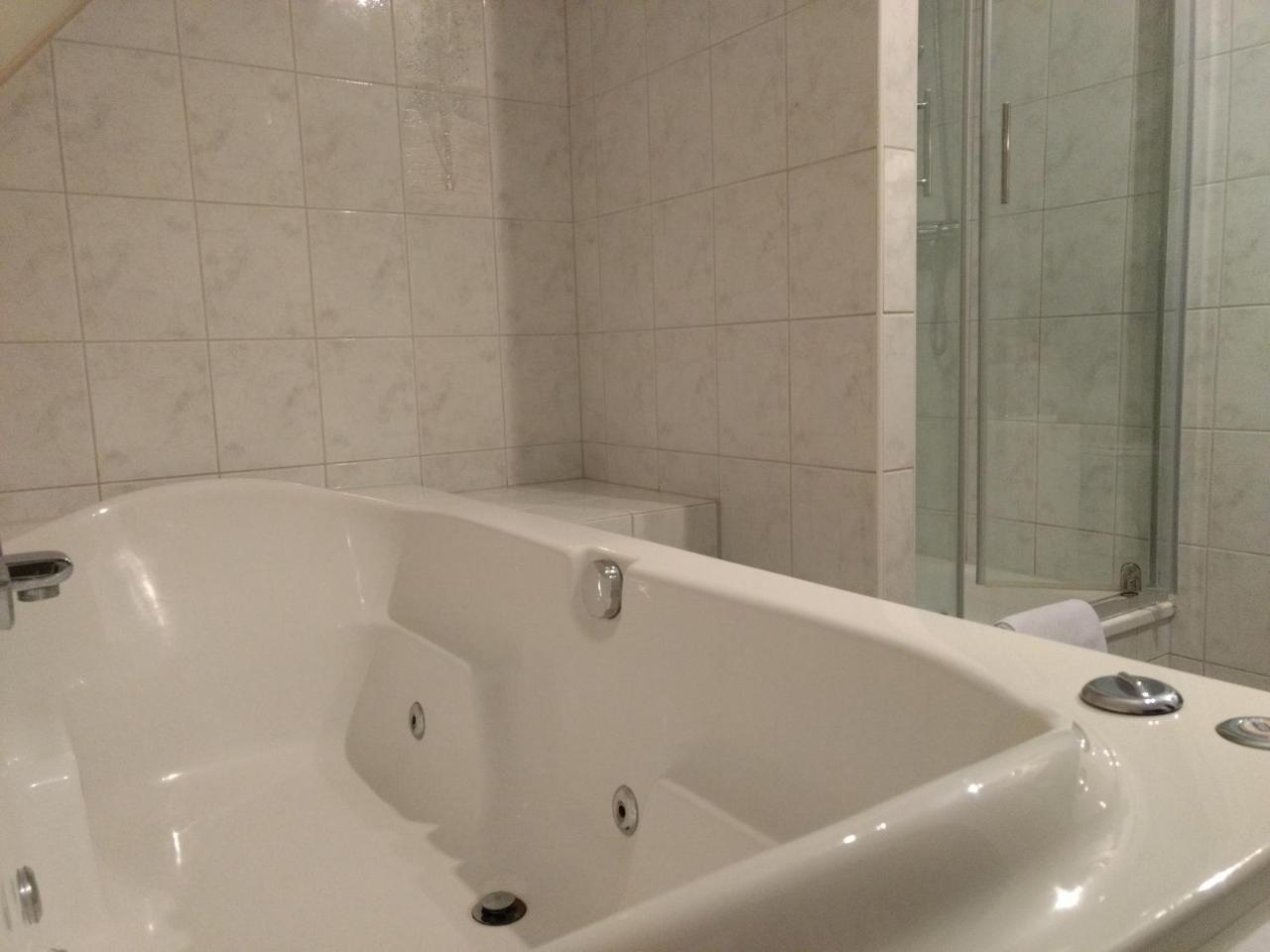 B&B-Hotel De Joremeinshoeve Kaatsheuvel Ngoại thất bức ảnh